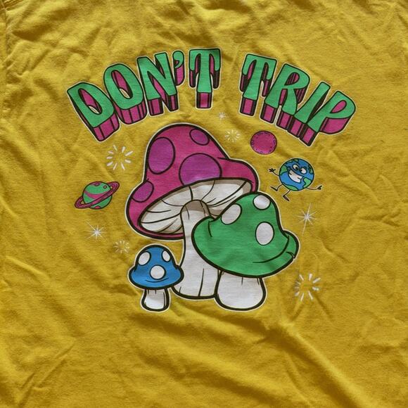 Eldon Don't Trip T Shirt Men Medium Yellow Mushrooms Psychedelic Festival Hippie - Picture 2 of 8